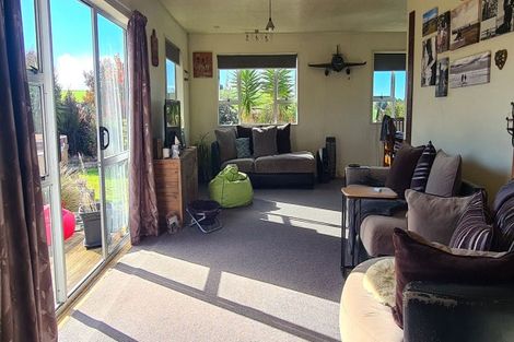 Photo of property in 153 Romahapa Road, Romahapa, Balclutha, 9271