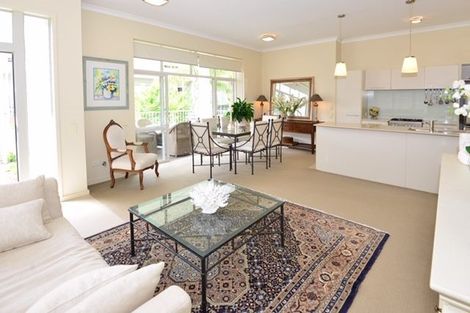 Photo of property in 18 Parkside Drive, Orewa, 0931