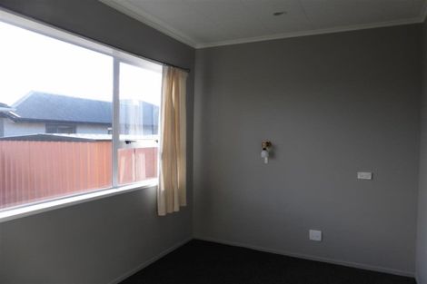 Photo of property in 25 Garvins Road, Hornby, Christchurch, 8042
