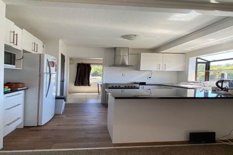 Photo of property in 16 Fitzwilliam Drive, Torbay, Auckland, 0630