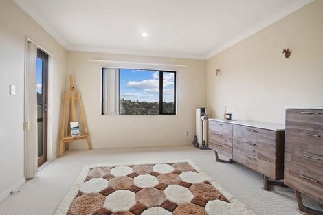 Photo of property in 21 Ridge Valley Drive, Browns Bay, Auckland, 0630