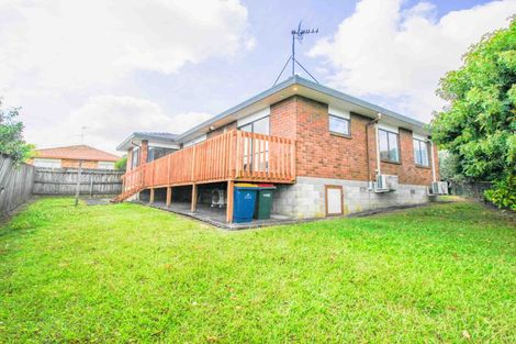 Photo of property in 38 Awaroa Road, Sunnyvale, Auckland, 0612