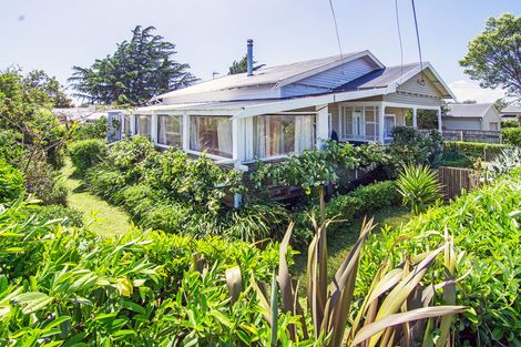 Photo of property in 18 Victoria Street, Carterton, 5713