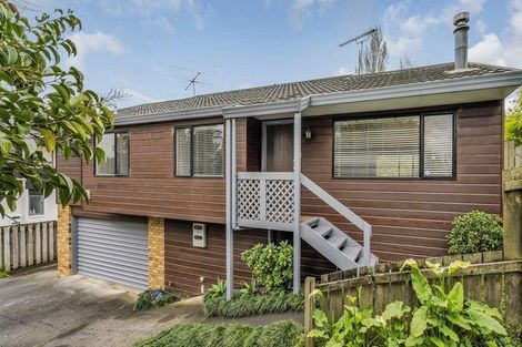 Photo of property in 2/57 Howe Street, Howick, Auckland, 2014