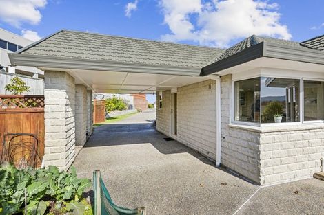 Photo of property in 111 Milne Drive, Paraparaumu, 5032