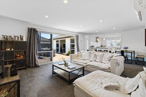 Photo of property in 41 Batten Drive, Flagstaff, Hamilton, 3210