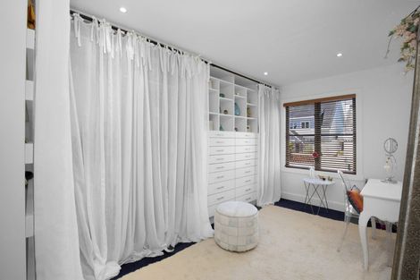 Photo of property in 12 Upland Road, Kelburn, Wellington, 6012