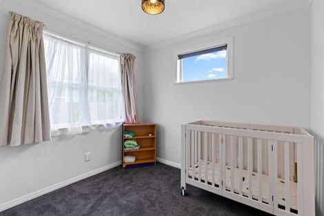 Photo of property in 28 Mazengarb Road, Paraparaumu Beach, Paraparaumu, 5032