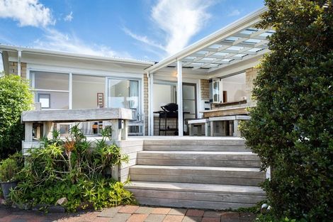 Photo of property in 18 The Crescent, Waihi Beach, 3611