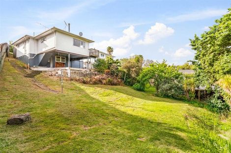 Photo of property in 73 Fairclough Road, Beach Haven, Auckland, 0626