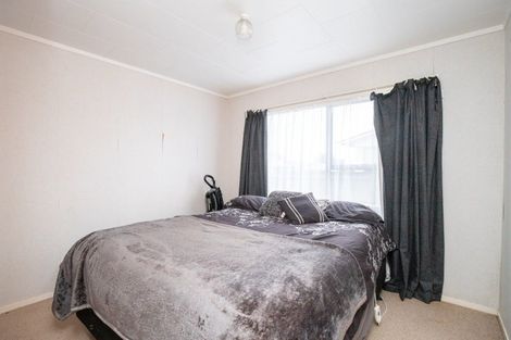 Photo of property in 6 Hale Place, Ngatea, 3503