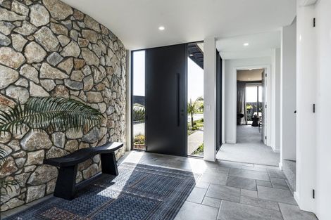 Photo of property in 6 Puni Street, Fitzroy, New Plymouth, 4312