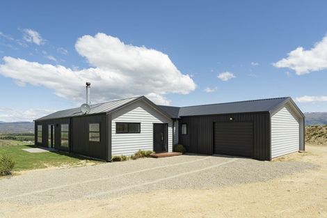 Photo of property in 77 Leaning Rock Road, Springvale, Alexandra, 9393