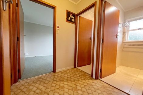 Photo of property in 8/477 Mount Albert Road, Mount Roskill, Auckland, 1042