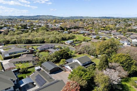 Photo of property in 1 Grace Avenue, Leamington, Cambridge, 3432