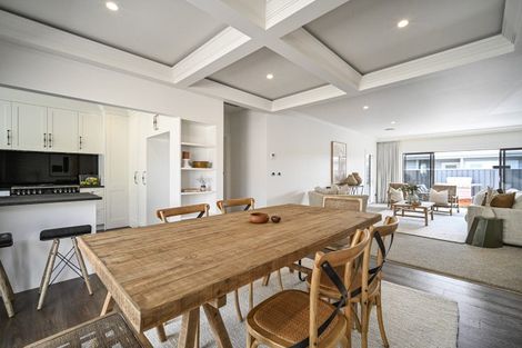 Photo of property in 127 Arataki Road, Havelock North, 4130