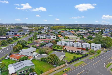 Photo of property in 4 Rathgar Road, Henderson, Auckland, 0610