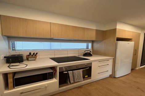 Photo of property in 2/48 Glen Road, Stokes Valley, Lower Hutt, 5019