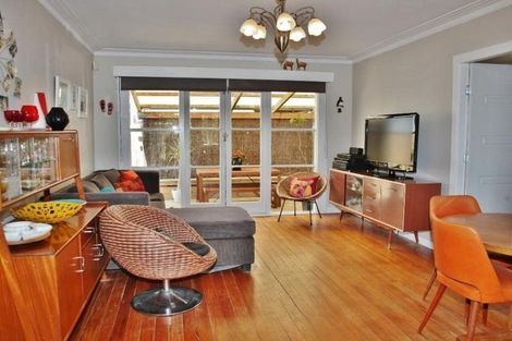 Photo of property in 77 Elliston Crescent, Stanmore Bay, Whangaparaoa, 0932