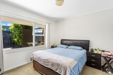 Photo of property in 1/1 Broadview Place, Howick, Auckland, 2014