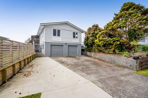 Photo of property in 49 Nevada Drive, Merrilands, New Plymouth, 4312