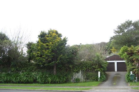 Photo of property in 65 Poplar Grove, Whalers Gate, New Plymouth, 4310