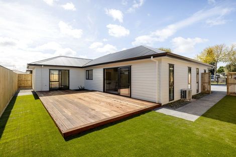 Photo of property in 18 Mount View Road, Melville, Hamilton, 3206