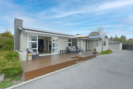 Photo of property in 23 Burnside Crescent, Burnside, Christchurch, 8053