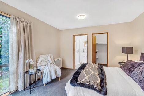 Photo of property in 27b Bryndwr Road, Fendalton, Christchurch, 8052