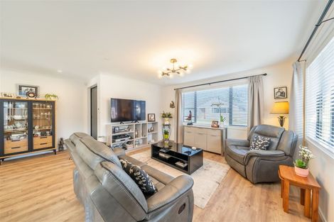 Photo of property in 11 Poulson Grove, Trentham, Upper Hutt, 5018