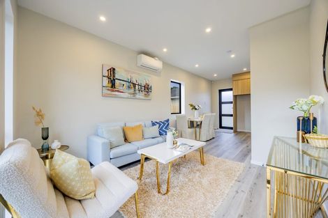 Photo of property in 14e Durham Street, Te Atatu Peninsula, Auckland, 0610