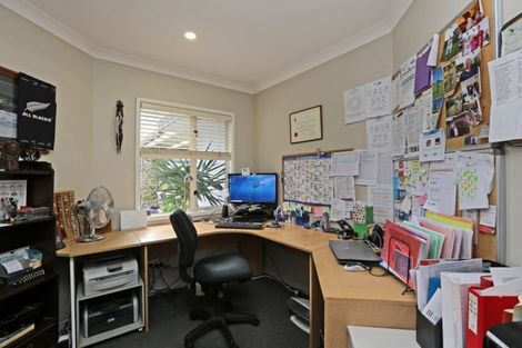 Photo of property in 5 Chenin Place, Greenmeadows, Napier, 4112
