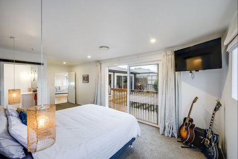 Photo of property in 51 Napier Road, Havelock North, 4130