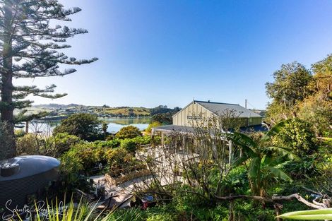 Photo of property in 12 Cliff Street, Pahi, Paparoa, 0571