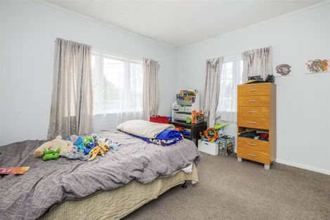 Photo of property in 18a Grove Road, Papakura, 2110