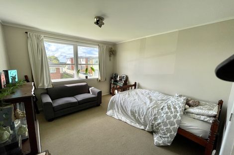 Photo of property in 6 Dudding Avenue, Northcote, Auckland, 0627