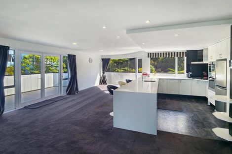 Photo of property in 75 Viewmont Drive, Harbour View, Lower Hutt, 5010