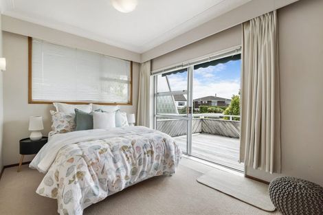 Photo of property in 134 Exmouth Road, Northcote, Auckland, 0627