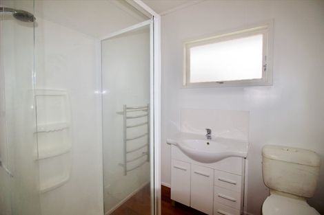 Photo of property in 3/242 Onewa Road, Birkenhead, Auckland, 0626