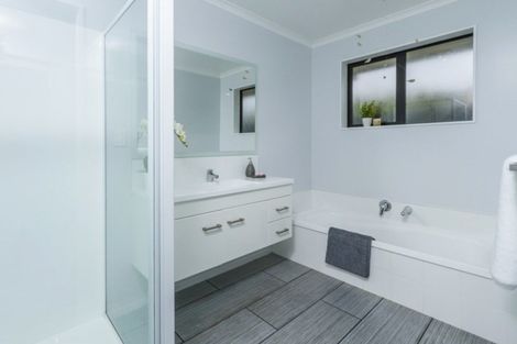 Photo of property in 13 Wanderers Avenue, Brightwater, 7022