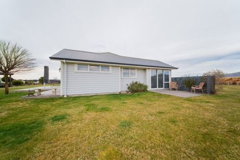 Photo of property in 2 Homestead Avenue, Twizel, 7999