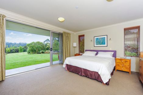 Photo of property in 580 West Coast Road, Oratia, Auckland, 0604
