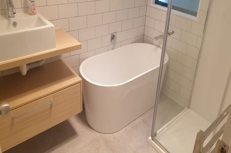 Photo of property in 2/21 Contessa Drive, Glenfield, Auckland, 0629