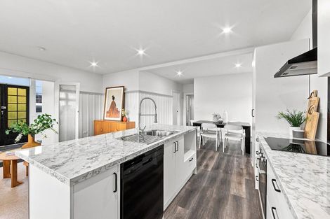 Photo of property in 186 Wainoni Road, Avondale, Christchurch, 8061