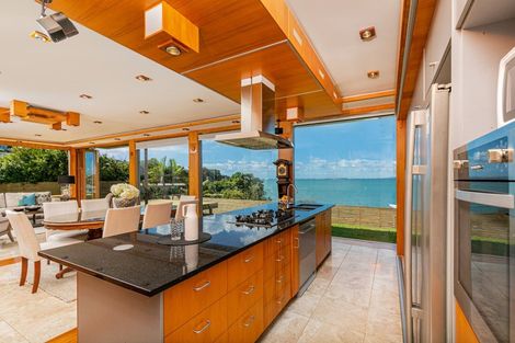 Photo of property in 27 Oban Road, Browns Bay, Auckland, 0630