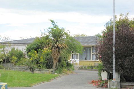 Photo of property in 11 Weston Place, Rangiora, 7400