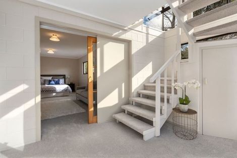 Photo of property in 1/2 Leith Way, Rothesay Bay, Auckland, 0630