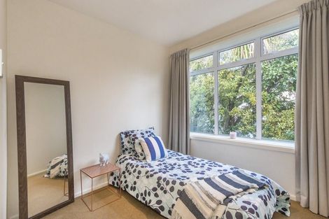 Photo of property in 26 Cannon Hill Crescent, Mount Pleasant, Christchurch, 8081