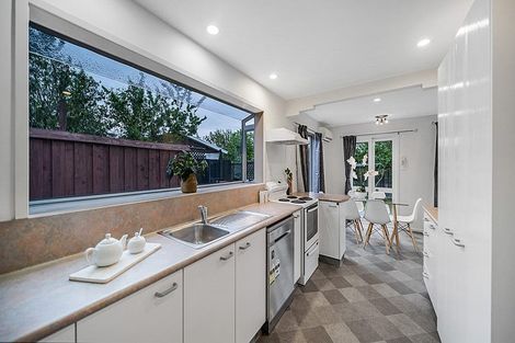 Photo of property in 12a Genista Place, Parklands, Christchurch, 8083