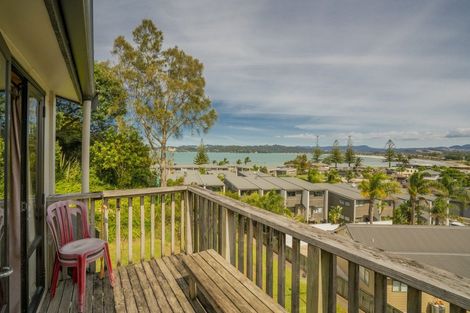 Photo of property in 15a Centennial Drive, Whitianga, 3510